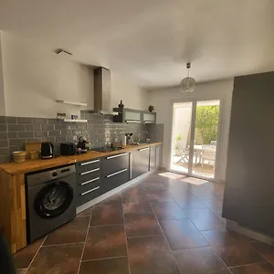 Maison 6 Personnes 3 Aeroport-plages Hébergement de vacances